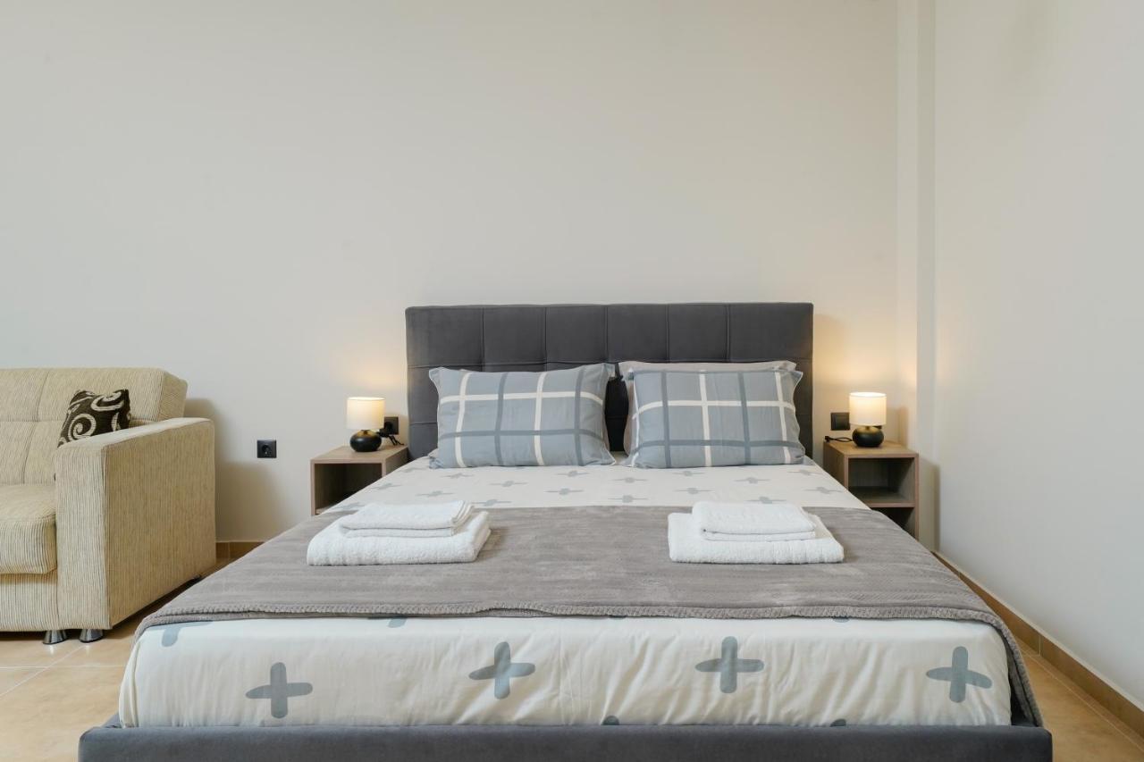 Giorgio Suites Asproválta Luaran gambar