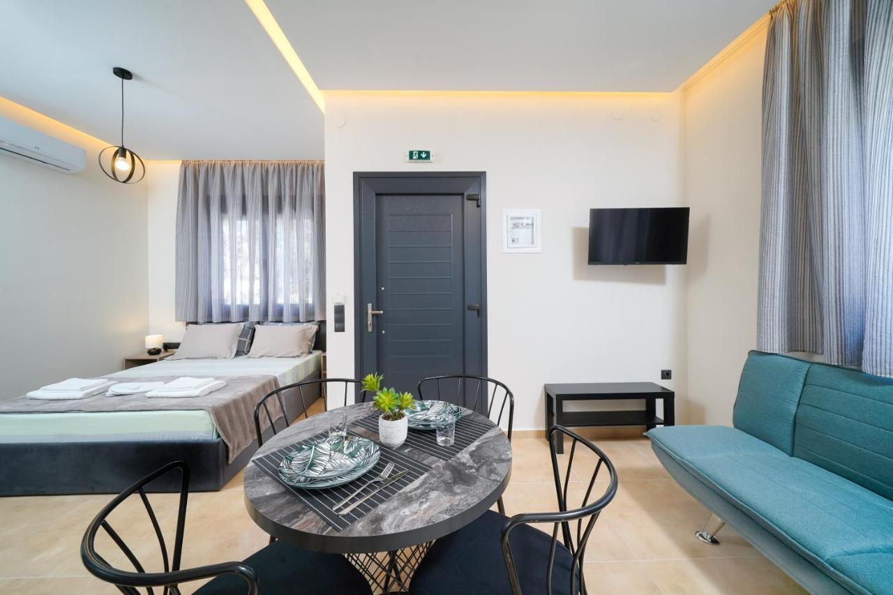 Giorgio Suites Asproválta Luaran gambar